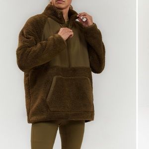 GREAT CONDITION Girlfriend Collective Fleece